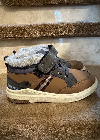 Erkek Çocuk Bot - Görsel 3