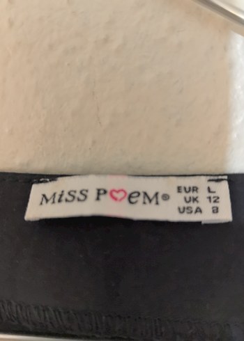 Miss Poem Düğmeli Siyah Gotik V Yaka Bluz