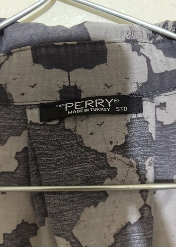 Gri Batik Desenli Kadın Gömlek - Görsel 3