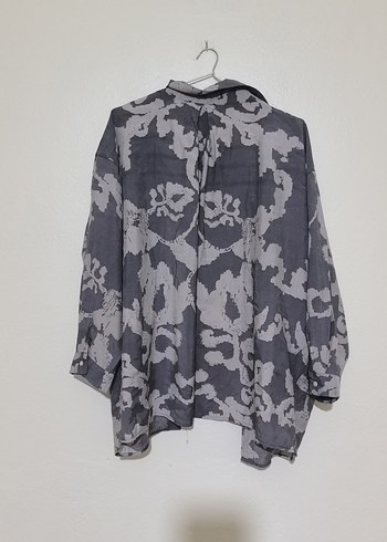 Gri Batik Desenli Kadın Gömlek - Görsel 5