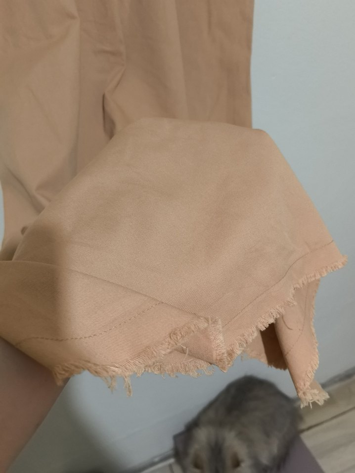 Bej Keten V Yakalı Rahat Kesim Uzun Elbise - Görsel 4