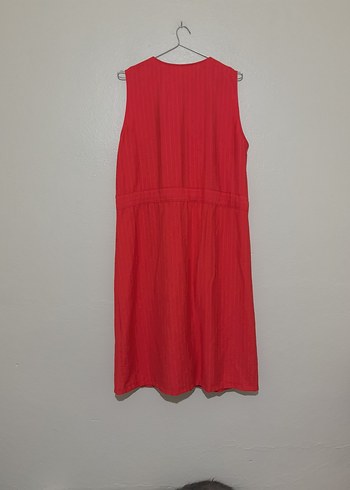 Kırmızı Kolsuz Midi Elbise - Görsel 4