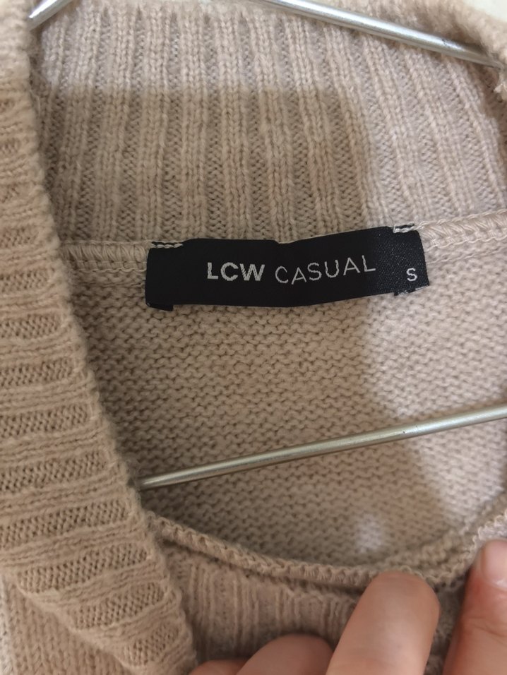 Uzun Bej Yüksek Yakalı Triko Kazak - Görsel 3