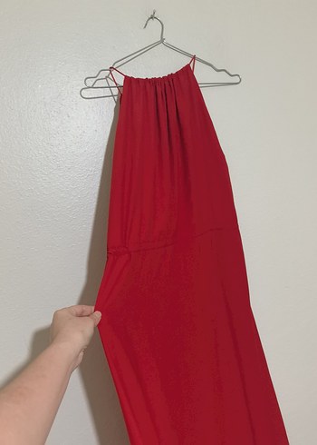 Uzun Kırmızı Askılı Salaş Elbise - Görsel 5