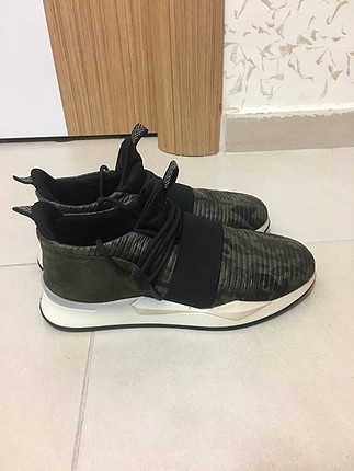 Hotiç Sneaker