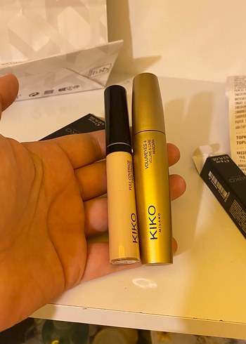 KIKO Milano Parlak Altın Maskara ve kapatıcı - Görsel 2