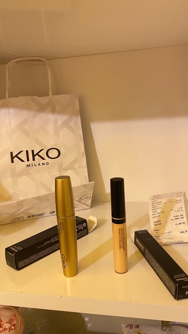 KIKO Milano Parlak Altın Maskara ve kapatıcı - Görsel 5