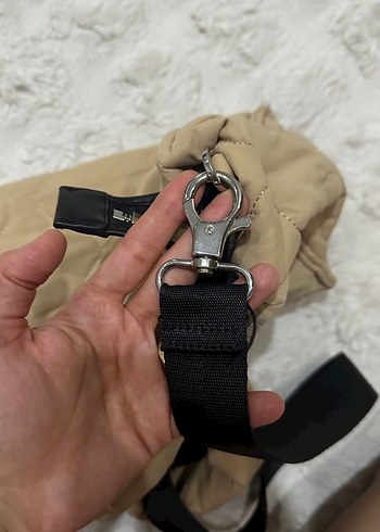 Beden ten rengi Renk Bej Fermuarlı Kadın Omuz Çantası