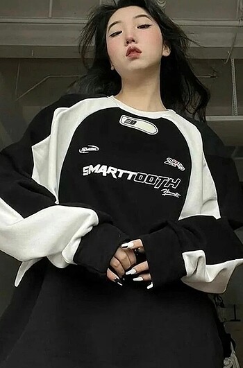 Siyah Smarttooth şardonlu sweatshirt
