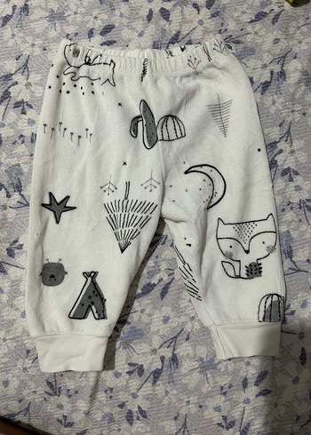 Beyaz Desenli Erkek Çocuk Rahat Pantolon - Görsel 2