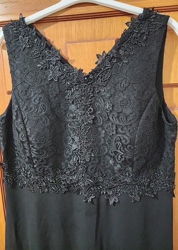 Siyah Dantelli Uzun V Yaka Kadın Abiye Elbise - Görsel 3