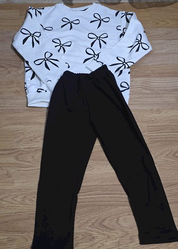 Kız Çocuk Beyaz Baskılı Sweatshirt ve Siyah tayt takim - Görsel 4