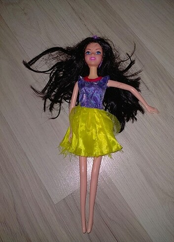 Pamuk Prenses barbie