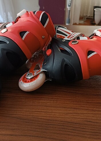 38 Beden SKATES PATEN