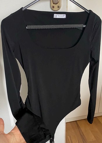 Siyah V Yaka Uzun Kollu Kadın Bluz - Görsel 2