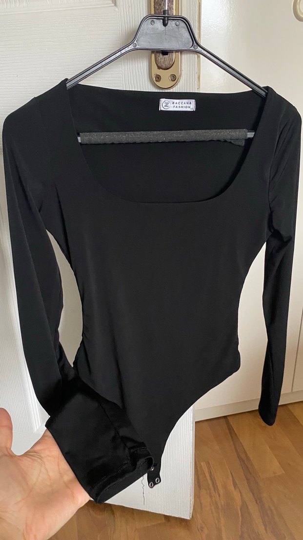 Siyah V Yaka Uzun Kollu Kadın Bluz - Görsel 2