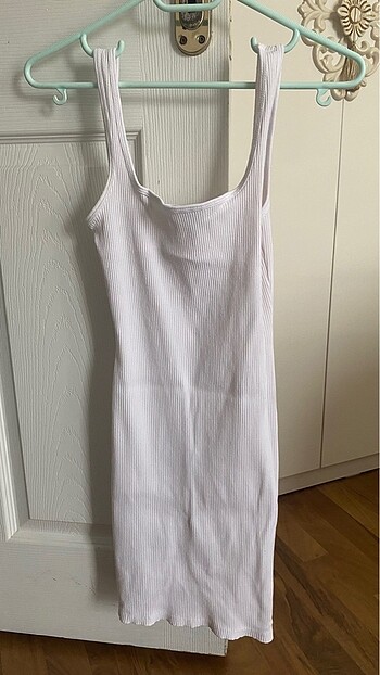 Bershka Elbise