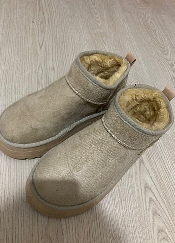 38 Beden Ugg içi kürklü ayakkabi