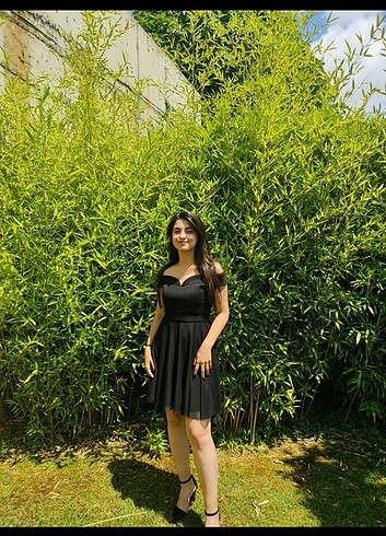 Şık siyah elbise