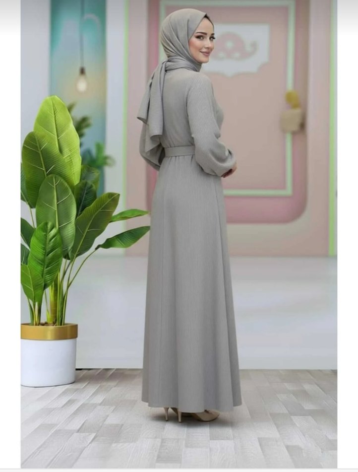 vizon gri renk kadın kemerli uzun elbise - Görsel 3