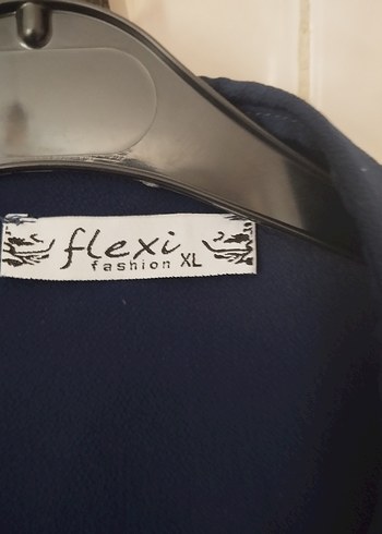 xl Beden Dantel Detaylı Kısa Kollu Mavi Gömlek