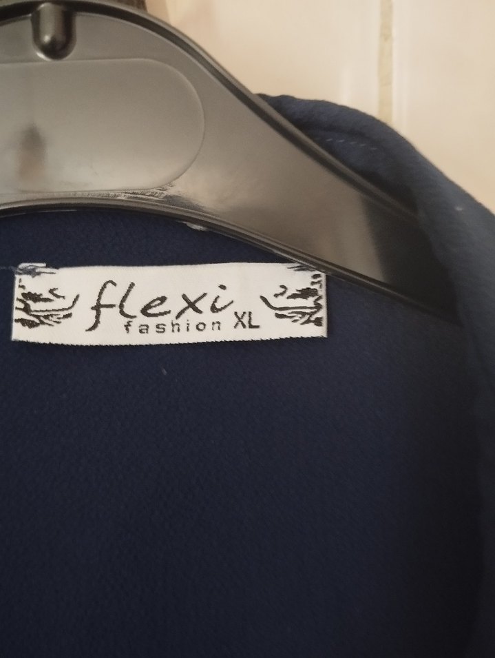 Dantel Detaylı Kısa Kollu Mavi Gömlek - Görsel 3