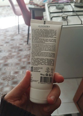 Eliamora Anti Pigmentasyon BB Krem cilt beyazlatıcı 100ml - Görsel 3