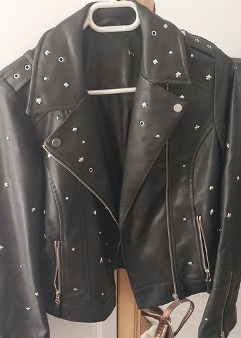 Diğer Düğmeli İşlemeli Siyah Deri Biker Ceket