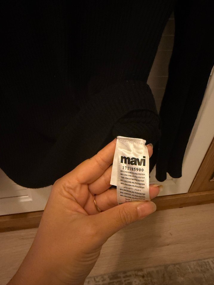 Mavi kazak - Görsel 3