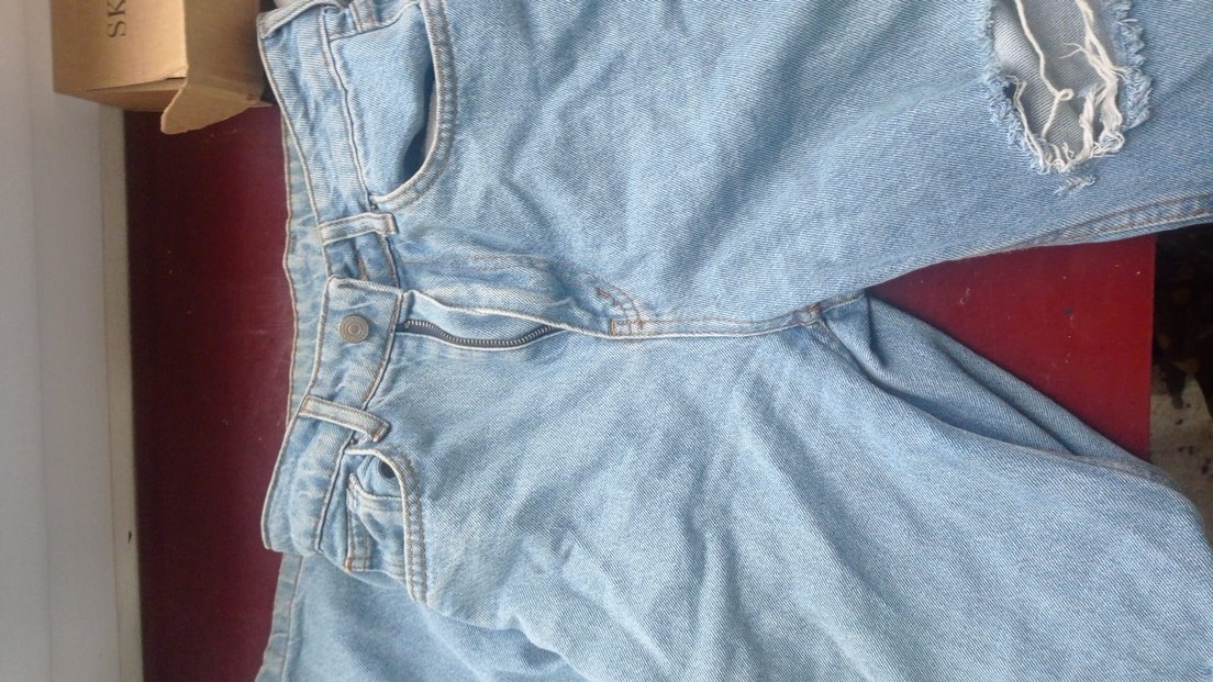 Kadın Gri Mavi Düğmeli Bol Kesim Denim Jean - Görsel 2