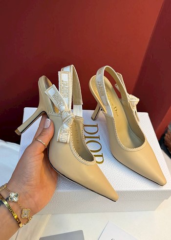 Siyah Dantelli Stiletto Topuklu Kadın Ayakkabı - Görsel 9