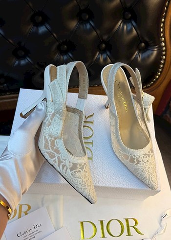 Siyah Dantelli Stiletto Topuklu Kadın Ayakkabı - Görsel 4