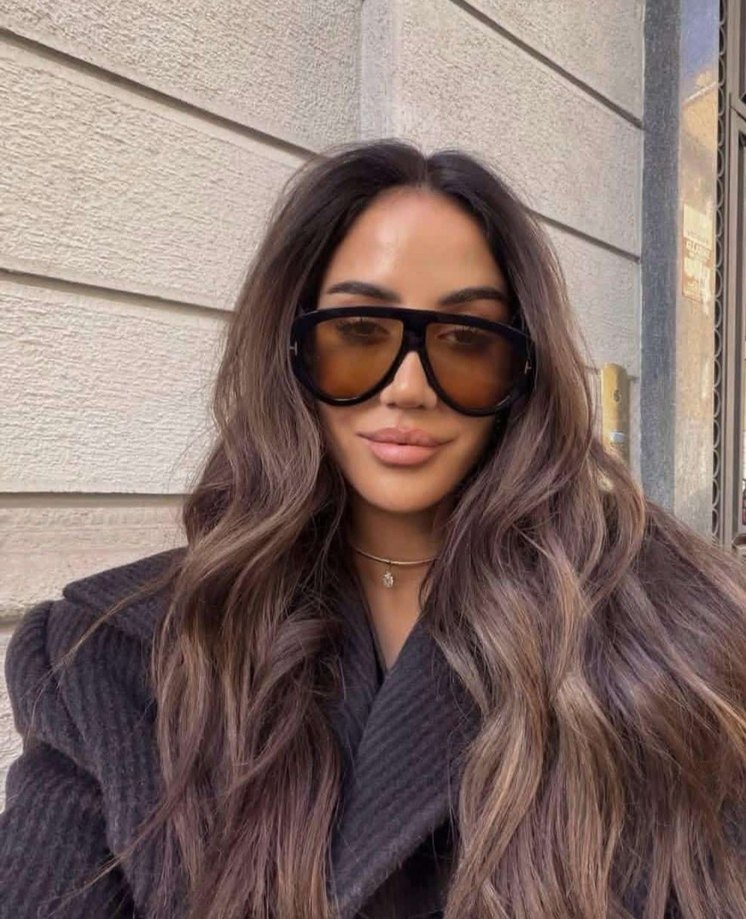 Parlak Gri Tokalı Kadın Güneş Gözlüğü - Görsel 2