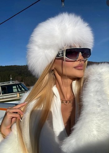 Parlak Siyah Klasik Kadın Güneş Gözlüğü - Görsel 5