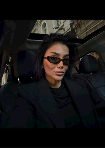 Parlak Siyah Klasik Kadın Güneş Gözlüğü - Görsel 11