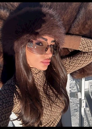 Parlak Siyah Klasik Kadın Güneş Gözlüğü - Görsel 12