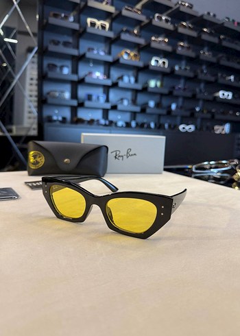 Ray-Ban Kadın Mavi Camlı Siyah Gözlük - Görsel 2