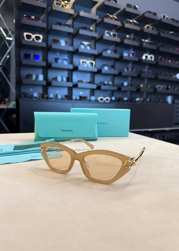 Bvlgari Siyah Boncuk Detaylı Kadın Gözlüğü - Görsel 10