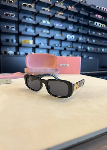 Bvlgari Siyah Boncuk Detaylı Kadın Gözlüğü - Görsel 12