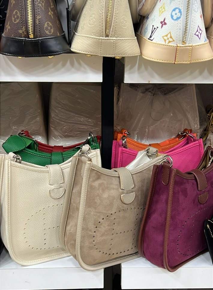 Pembe Deri Tokalı Kadın Çanta - Görsel 2