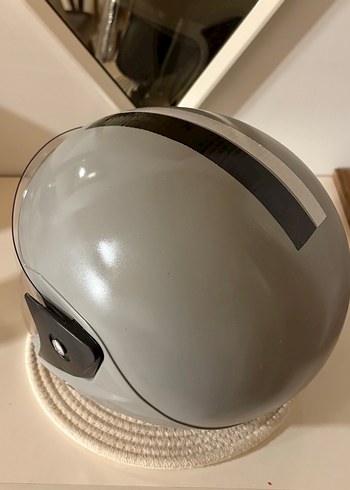 Gri Motosiklet Kaskı - Görsel 5