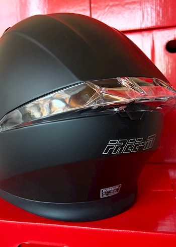 Siyah kadın motosiklet kaskı - Görsel 7