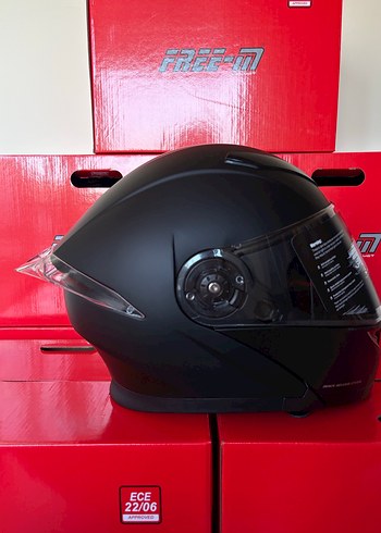 Siyah kadın motosiklet kaskı - Görsel 4