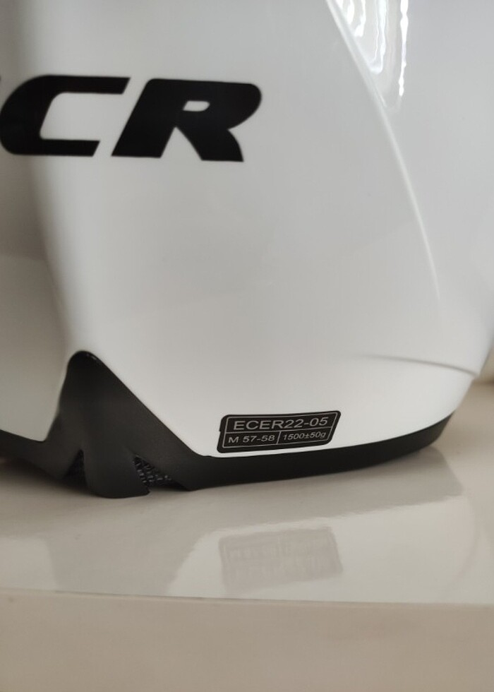 Beyaz çene açılır kask - Görsel 3