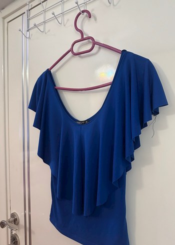 Kadın Mavi Omuzları Açık Fırfırlı Bluz - Görsel 3