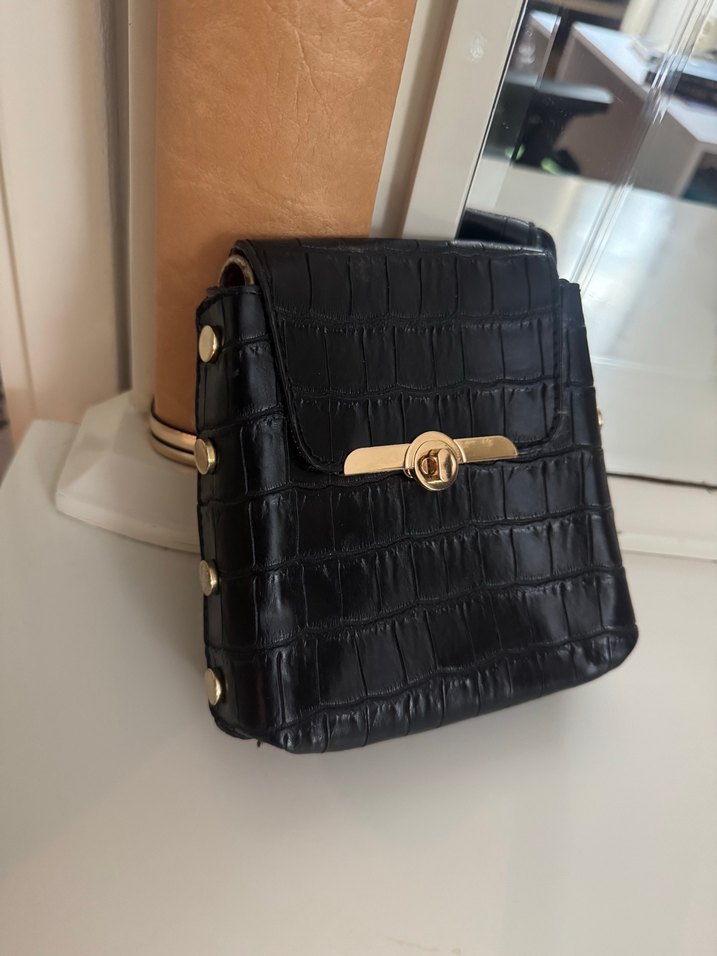 Klasik Siyah Yılan Derisi Desenli Deri Çanta - Görsel 3