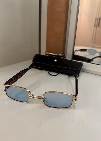 Klasik Altın Kadın Gözlüğü - Görsel 4