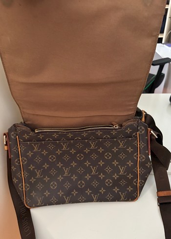 Kahverengi Deri Tokalı Kadın Çapraz Çanta - Görsel 3