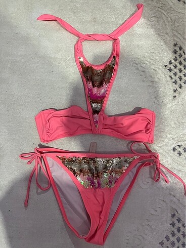 Penti pullu bikini takım 1 kere kullanıldı