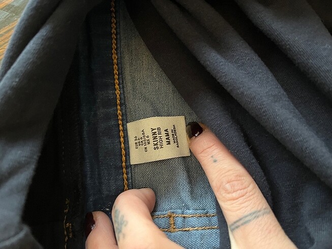 m Beden H&M hamileler için jean 1 kere giyildi